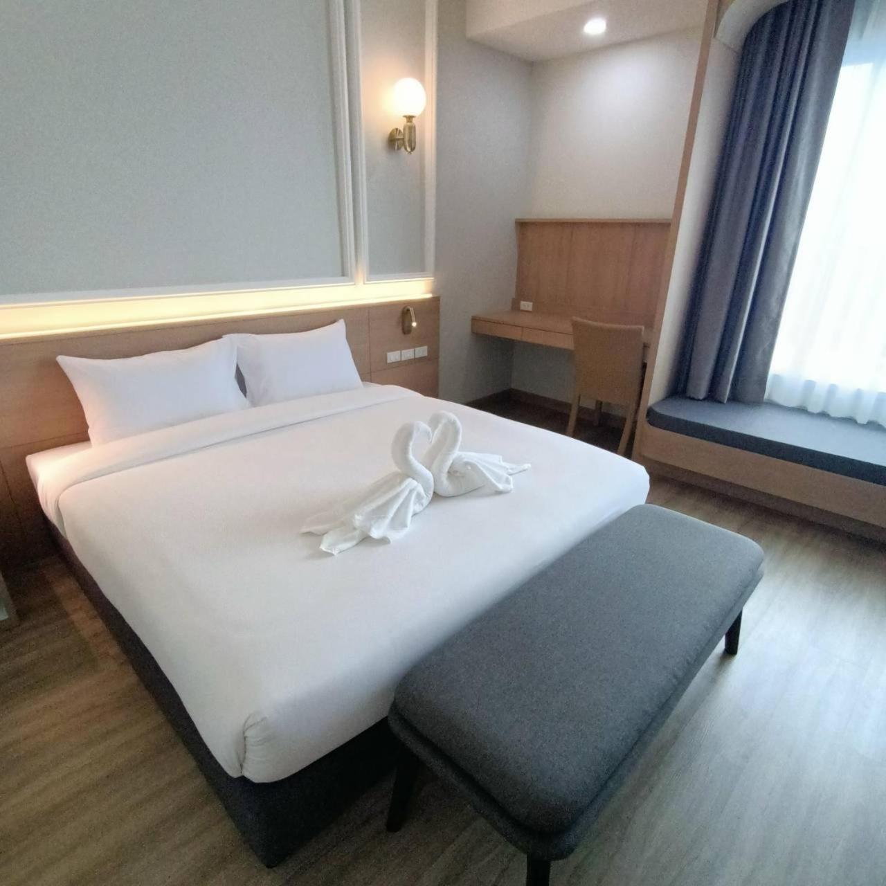 Mayflower Grande Suite Hotel Phitsanulok Dış mekan fotoğraf