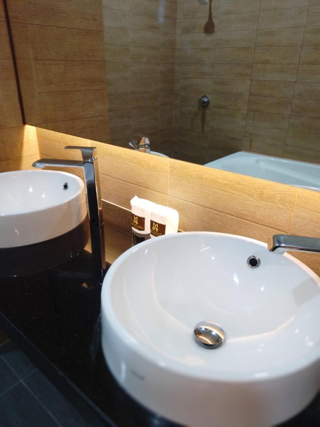 Mayflower Grande Suite Hotel Phitsanulok Dış mekan fotoğraf